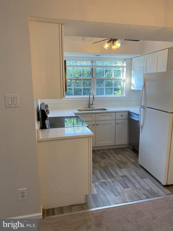 Photo - 12106 Greenway Ct Unit 302