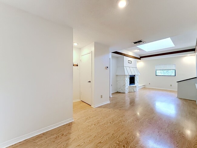 Photo - 4405 W Fair Oaks Ave Unit Apartment 18