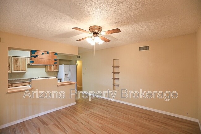 Photo - 2408 W Morten Ave Unit #1