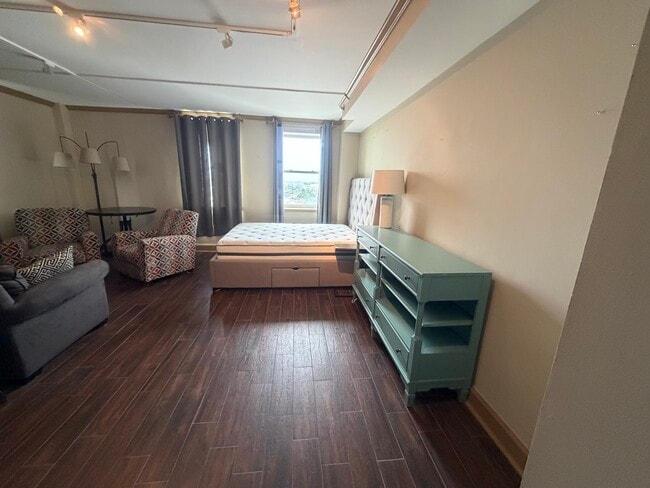 Photo - 1205 Saint Charles Ave Unit 1307