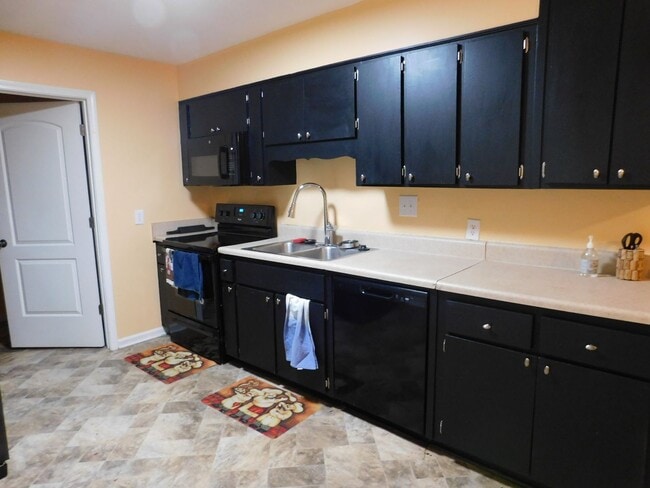 Photo - 22580 Hoyle Cir