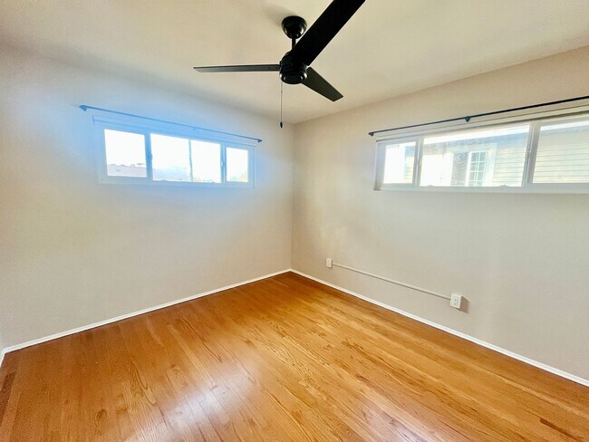 Photo - 3791-3795 Oneida Pl Unit 3793