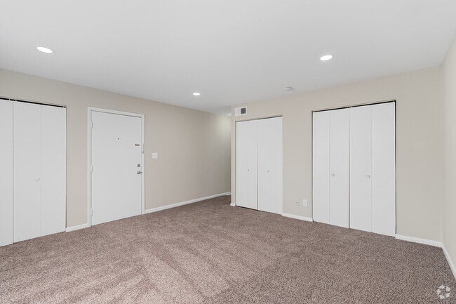 Studio Unit - Gosnold Mews Apartments