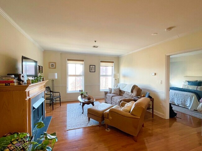 Photo - 501 9th St Unit 604