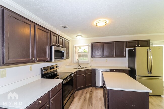 8994 Fletcher Park Cir N