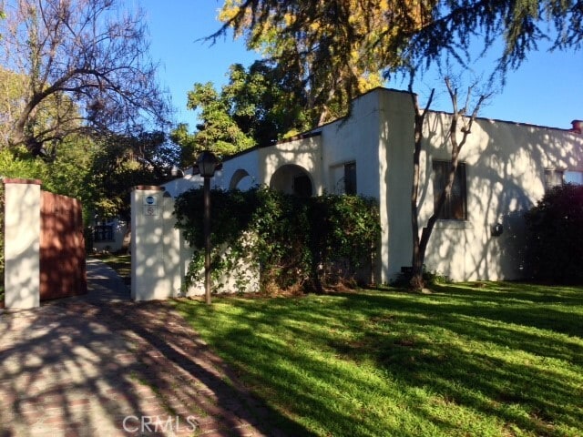 Building Photo - 1413 5th St Unit B