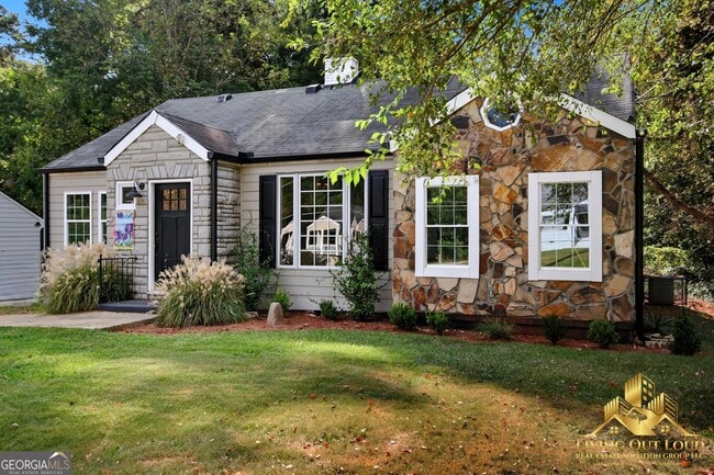 Photo - 1439 Westridge Rd SW