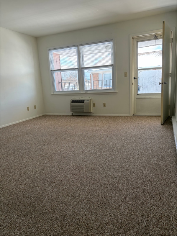 Photo - 1717 Moore St Unit 2