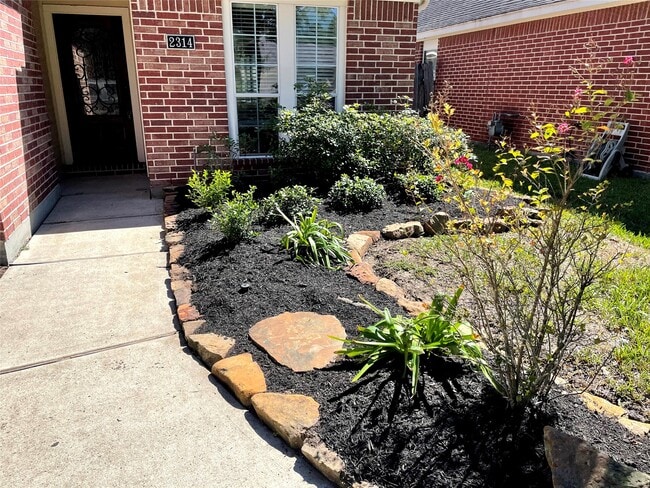 Photo - 2314 Colonial Springs Ln