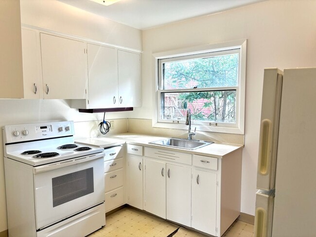 Photo - FEWEK01 Unit 8234