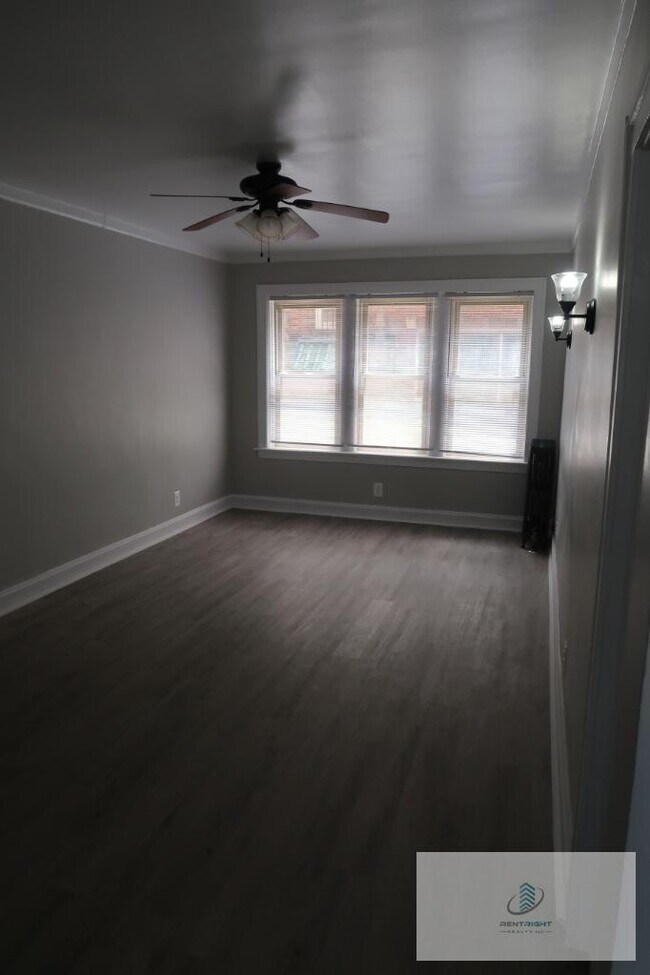 Photo - 5039 N Springfield Ave Unit 5045-1A
