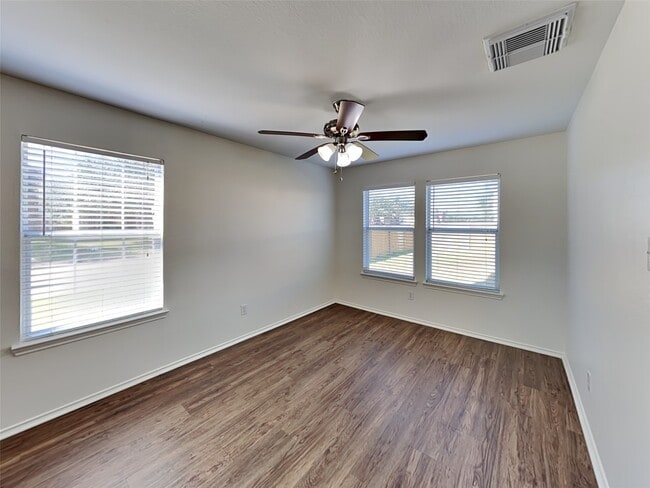 Photo - 20930 Baronsledge Ln