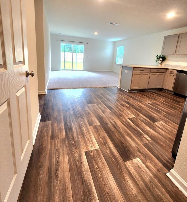Photo - 7840 Maxton Rd