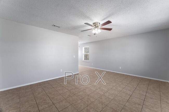 Photo - 3503 SW Victoria Pl Unidad Apt 2