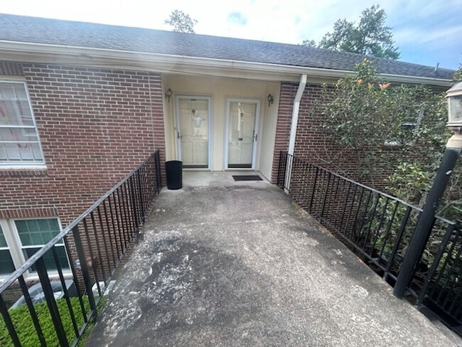 Photo - 5516 Lakeshore Dr Unit 5516 Lakeshore Drive Apt. 716
