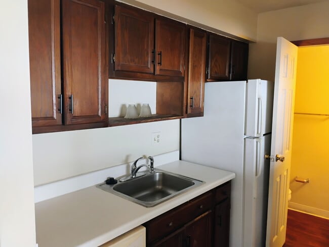 Photo - 2560 Ivy Hill Ln