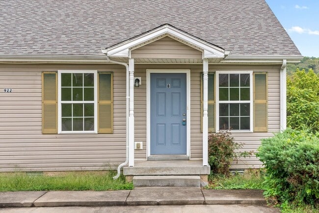 Photo - 922 Kingsbury Dr Unit B