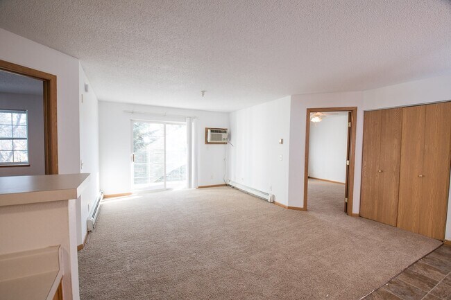 Amber Crest/Fox Run Apartments