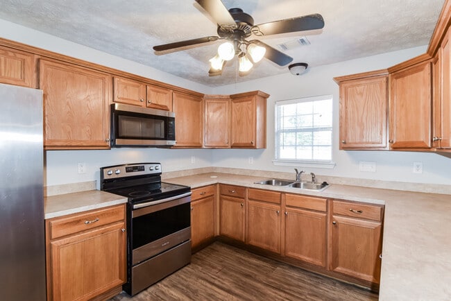 Photo - 231 Thornfield Dr