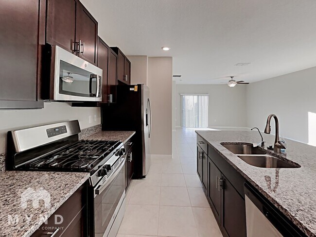 5250 White Chicory Dr