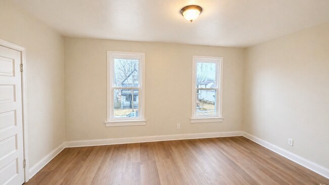 Photo - 3037 N 1st St Unit Upper
