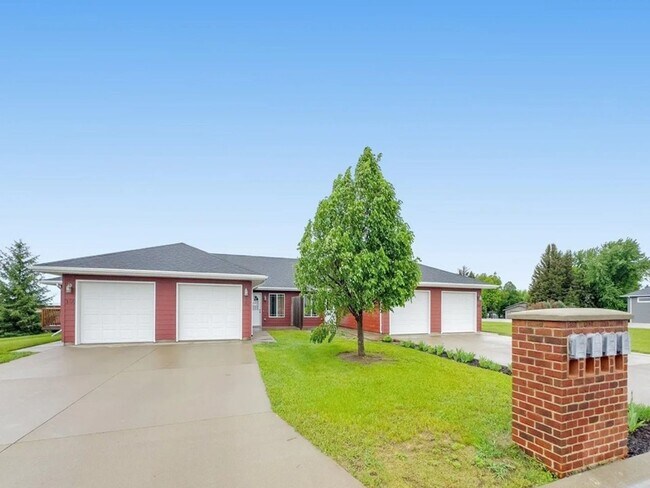 Photo - TRANQUIL 2 BEDROOM TWINHOME IN BALTIC, LUXURY OF SMALL TOWN LIVING WHILE MINUTES TO SIOUX FALLS Unit 350 S 6th Street