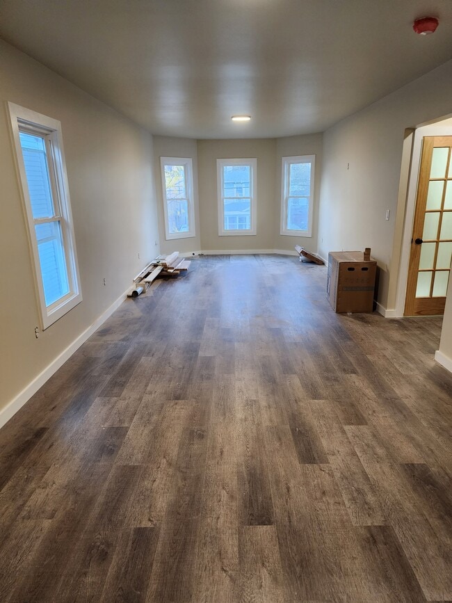 Photo - 331 W Colvin St Unit #2