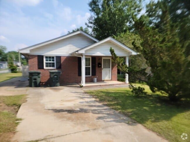 Building Photo - ORANGEBURG Rental