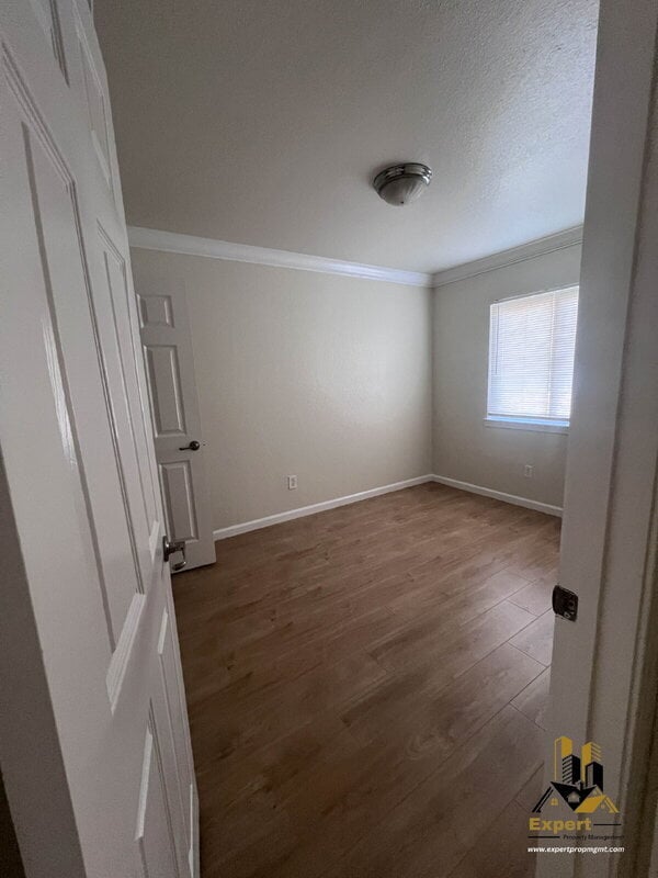 Photo - 480 Lindley Dr