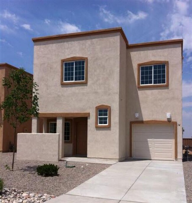 Turquoise Trail - off 599 - Turquoise Trail - off 599 House