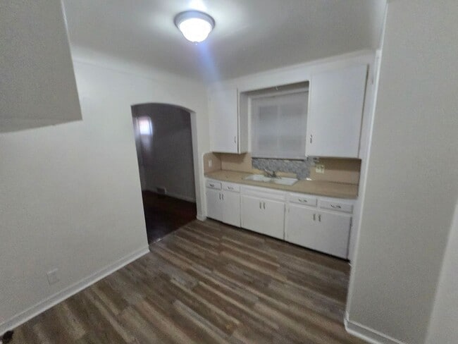 Photo - 10873 Outer Dr E