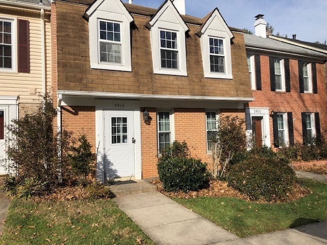 Photo - Beautifully remodeled 3-bed 2.5-bath Townh...