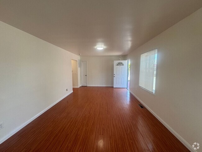 Building Photo - Newly Renovated 2 Bedroom, on San Pablo Av... Unit 12448-C Rental