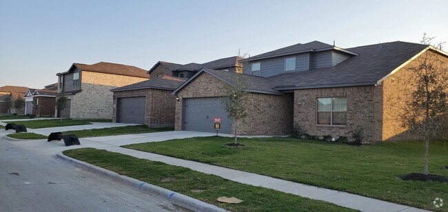 Building Photo - Seagoville Farms Rental