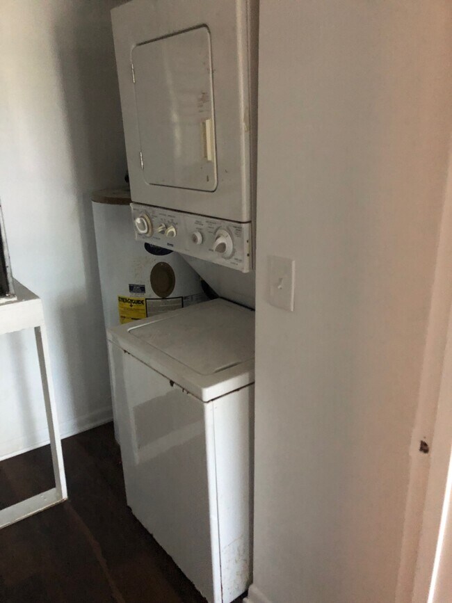 Photo - 203 Lake Pointe Dr Unidad 108