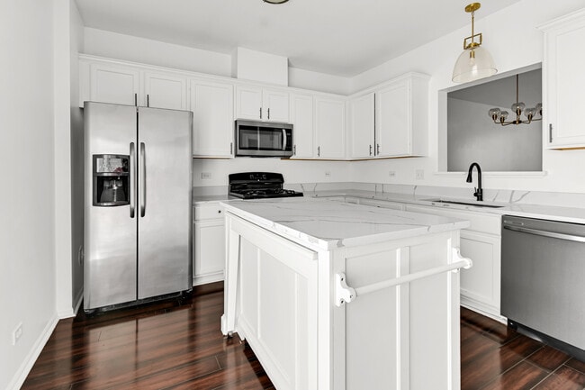 Photo - 7515 Savoy Ln