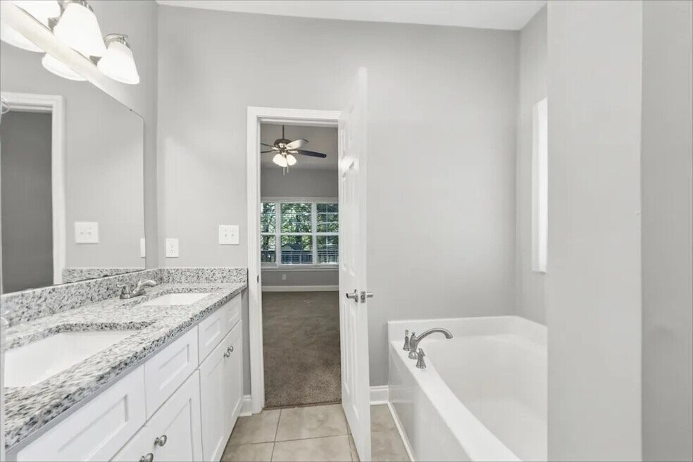 2369 Eagle Glen Ct