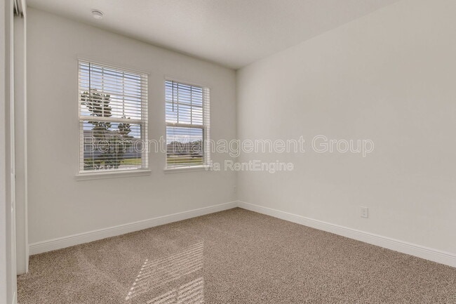 Photo - 1141 British Cir