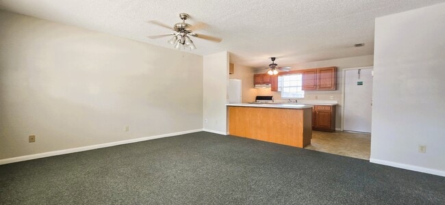 Photo - 1431 Thousand Roses Dr S