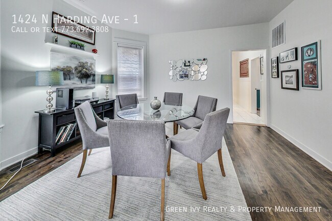 Photo - Vintage Duplex Down 3 Bed in Humboldt Park Unit 1