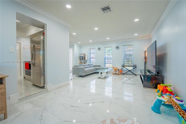 Photo - 10750 SW 173rd St