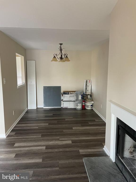 Photo - 404 Atlanta Court