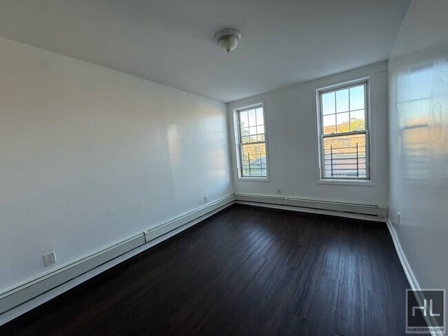 Photo - BENSON STREET Unit 2