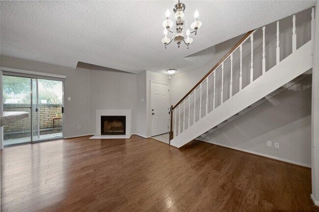 Photo - 2120 El Paseo St Unit True