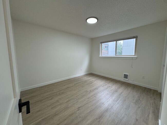 Avia Apartments