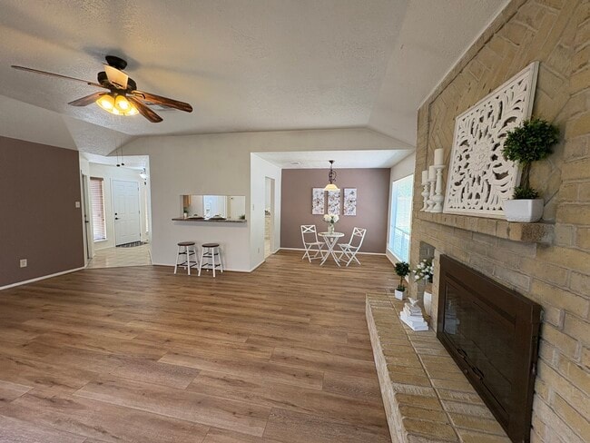 Photo - 4834 Bridgemont Ln