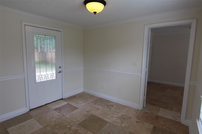 Photo - 6630 Corbin St