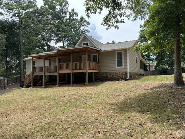 Building Photo - 147 W Putnam Ferry Rd Rental