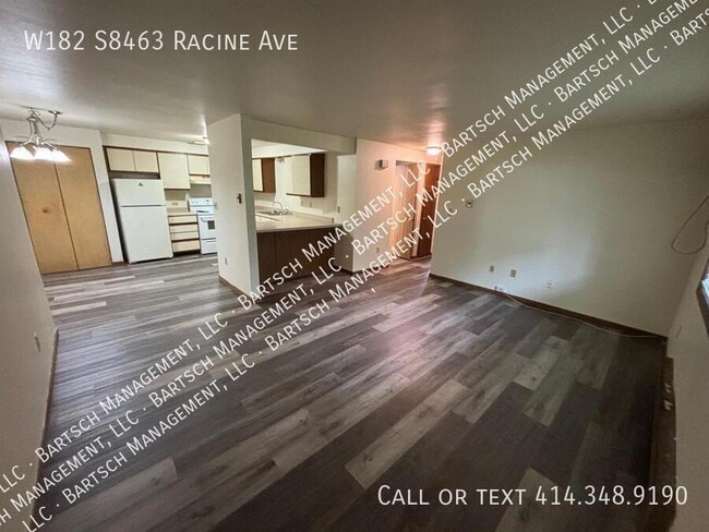 Photo - W182-S8463 Racine Ave