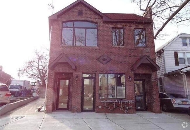 Building Photo - 77-36 169th St Unit 2 Rental